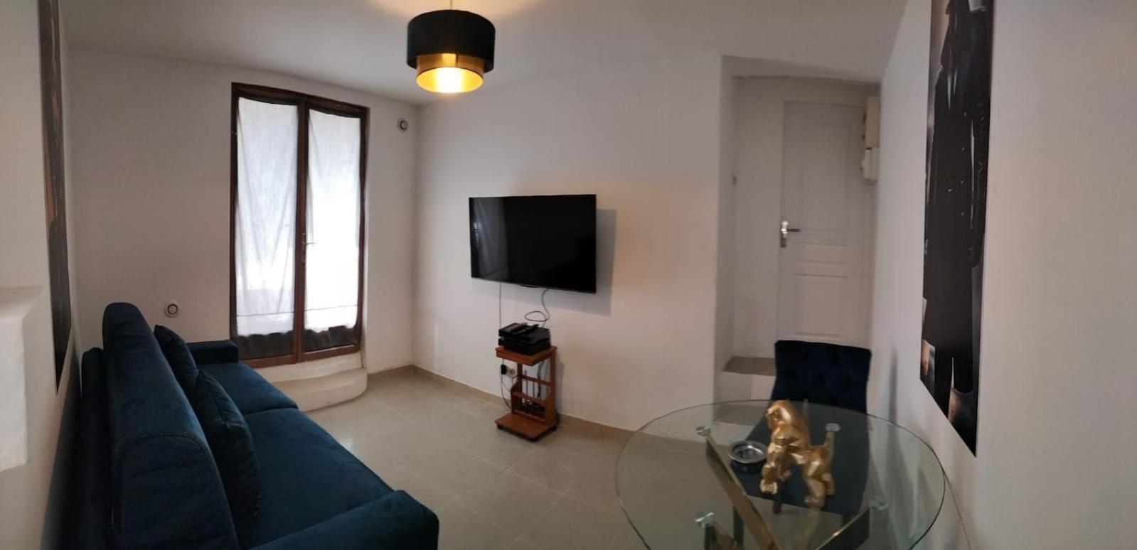 Studio Pittoresque Neuilly sur Marne Bagian luar foto